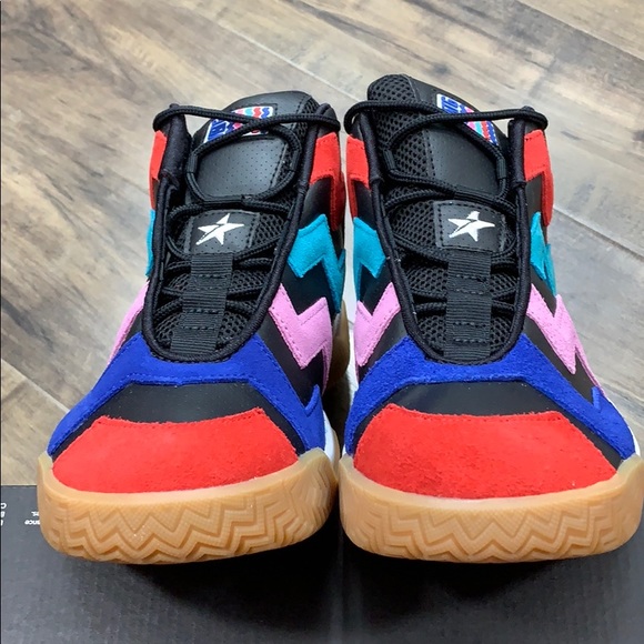 CONVERSE VLTG MID black/university red - Picture 8 of 16